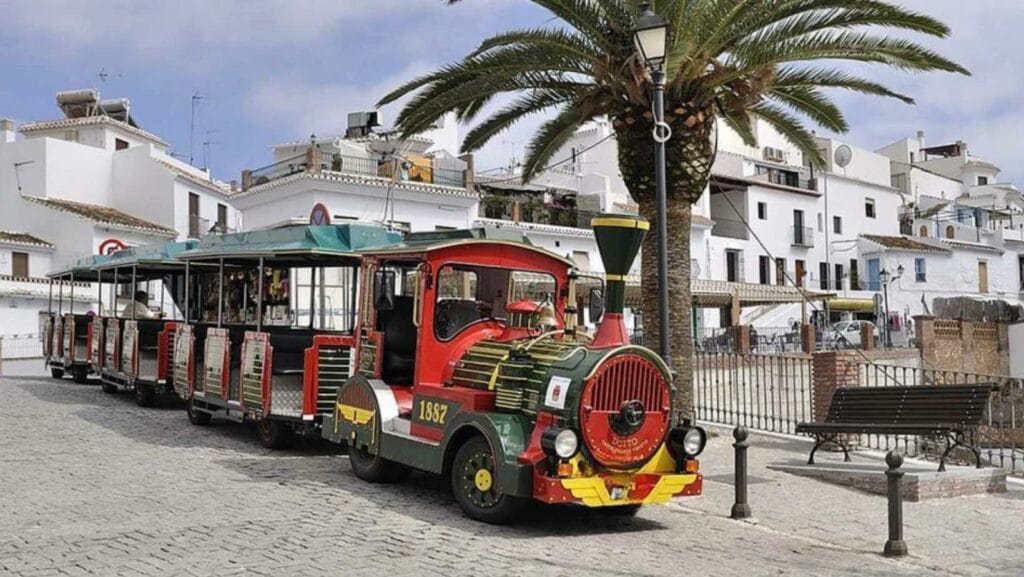 Frigiliana with children: 10 things to do 1 What to see in Frigiliana with children
