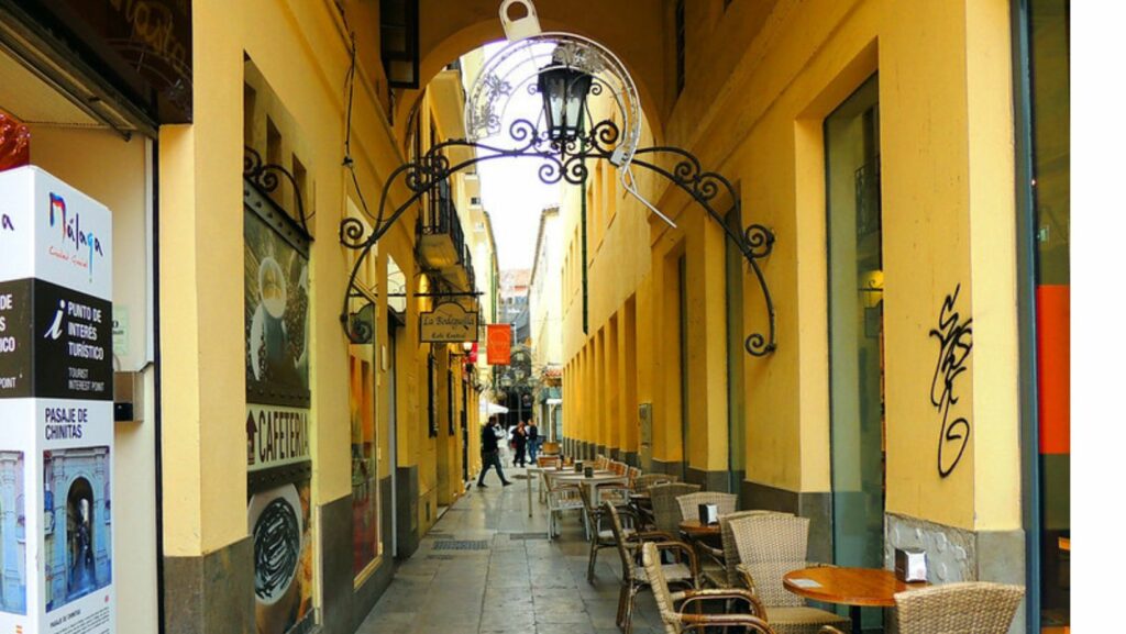 Pasaje de Chinitas: el callejón con más historia de Málaga 8 Pasaje chinitas